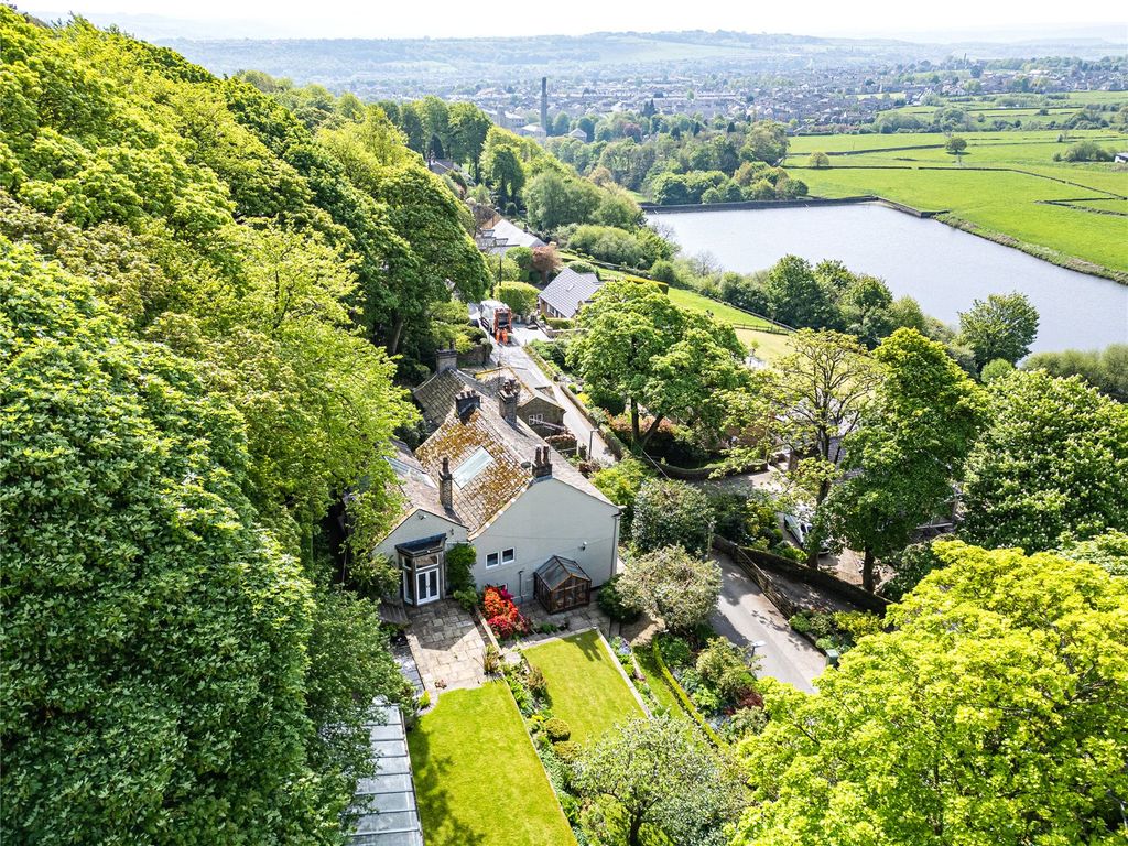 Property photo 1 of 28 Drone