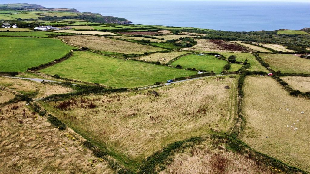 Property photo 1 of 16 Dfede3039.Jpg