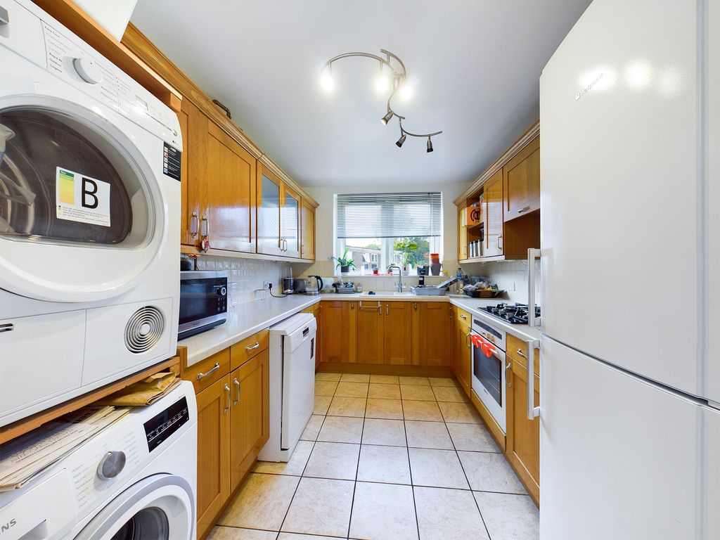 Property photo 3 of 16