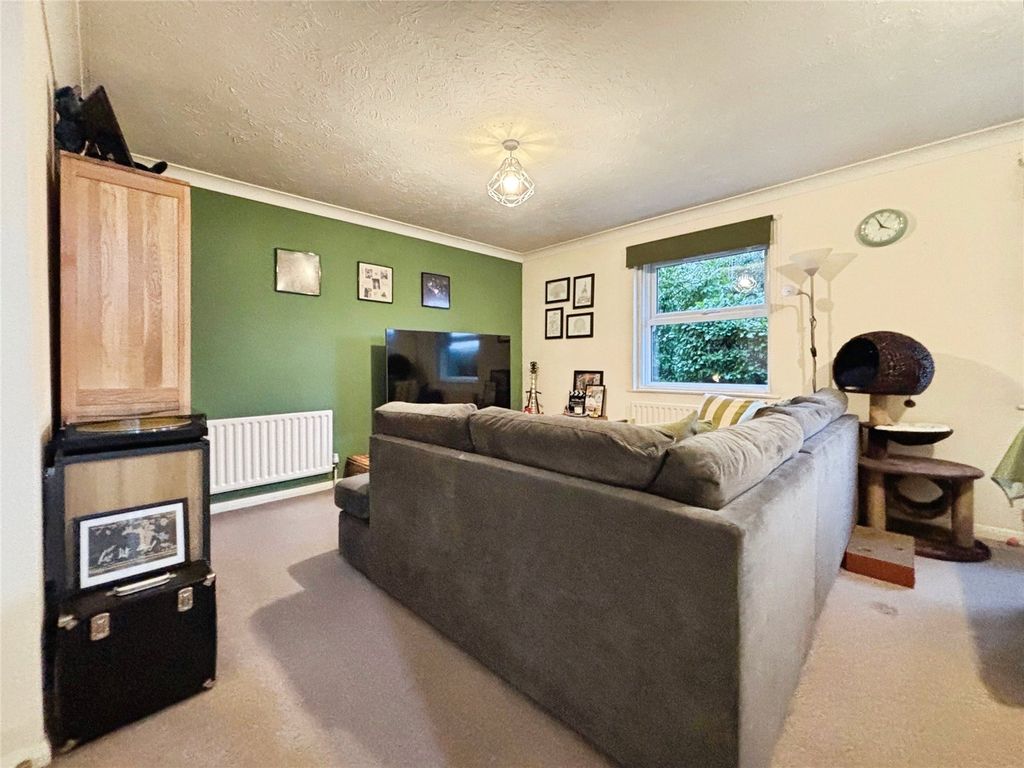 Property photo 3 of 10 Picture No. 05