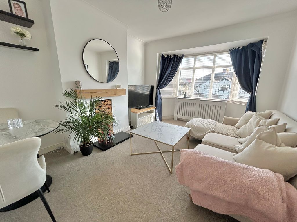 Property photo 2 of 8 Photo 8