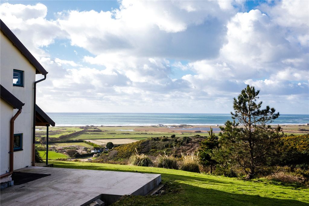 Property photo 2 of 22 View