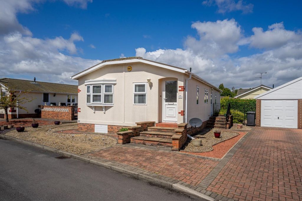 Property photo 1 of 13 15 Ctd Ext-1.Jpg