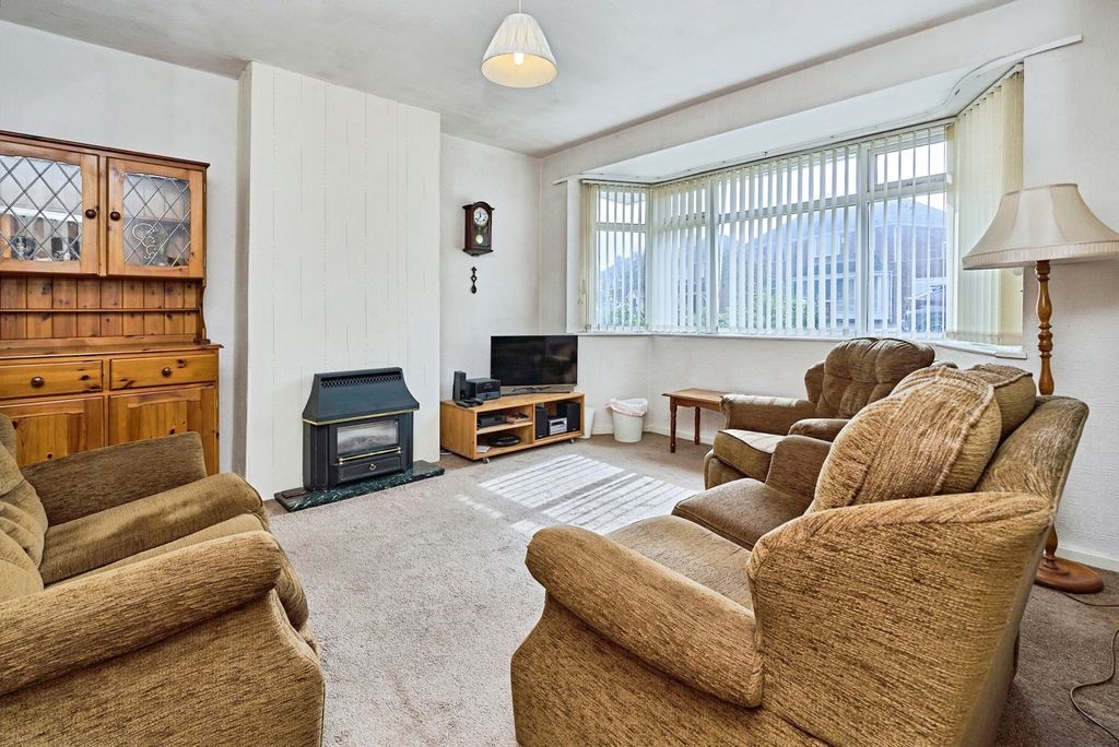 Property photo 2 of 20 Pbox-Img.Jpg