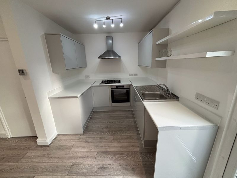 Property photo 2 of 14 Photo 8