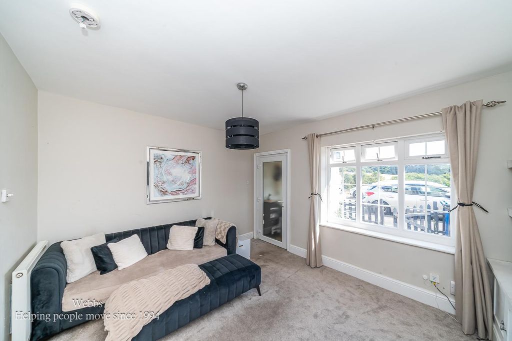Property photo 3 of 25 Webbs -1.Jpg