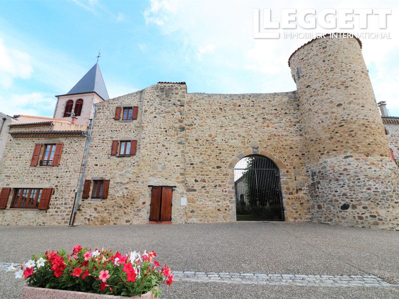 Property photo 1 of 10