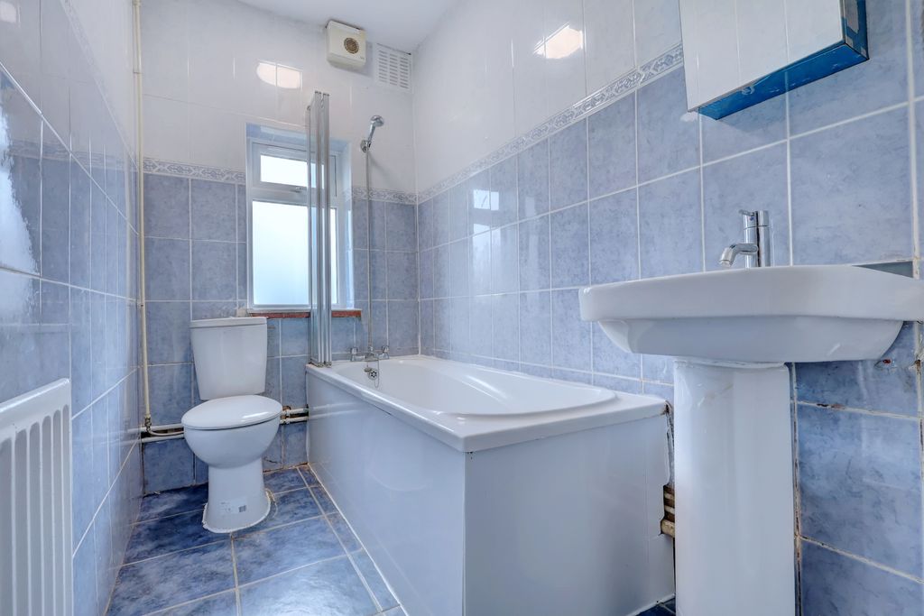 Property photo 2 of 10 Picture No. 18