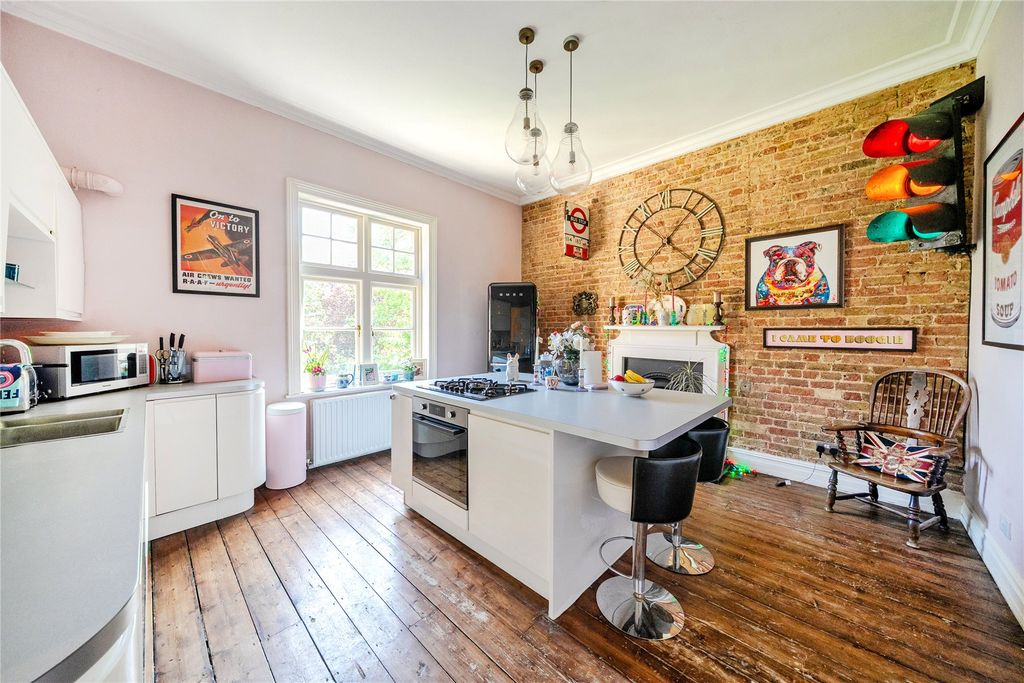 Property photo 1 of 14 Picture No. 06