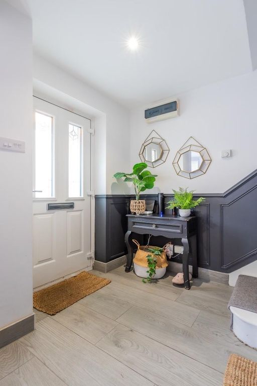 Property photo 2 of 18 13-1639.Jpg