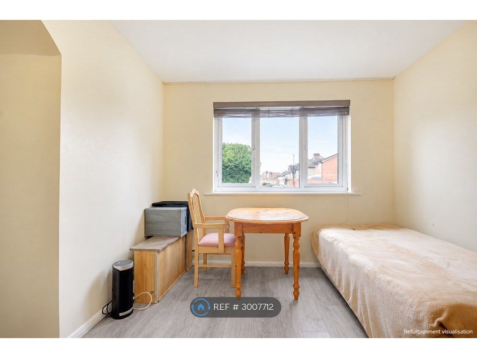Property photo 3 of 4