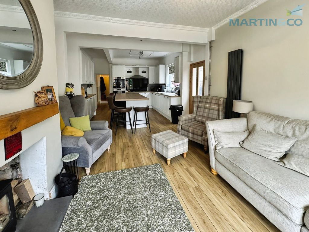 Property photo 2 of 36 3903A489-Img_2068