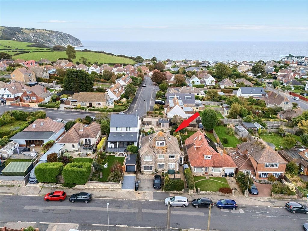 Property photo 1 of 17 18A Redcliffe Aerial2.Jpg