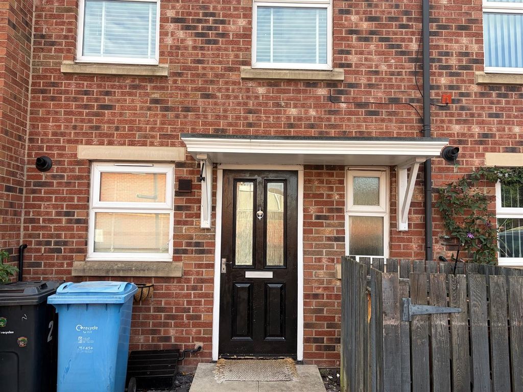Property photo 1 of 7 Front House 2026.Jpg