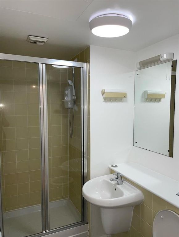 Property photo 3 of 4 The Roundhouse 3.Jpg
