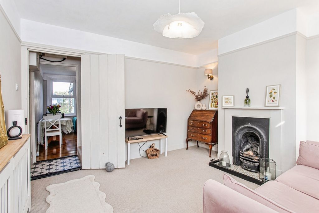Property photo 2 of 20 Reception Room