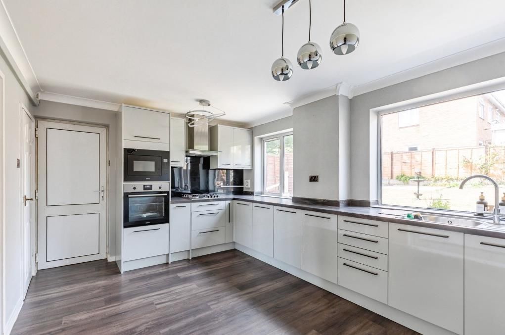 Property photo 3 of 7 Image