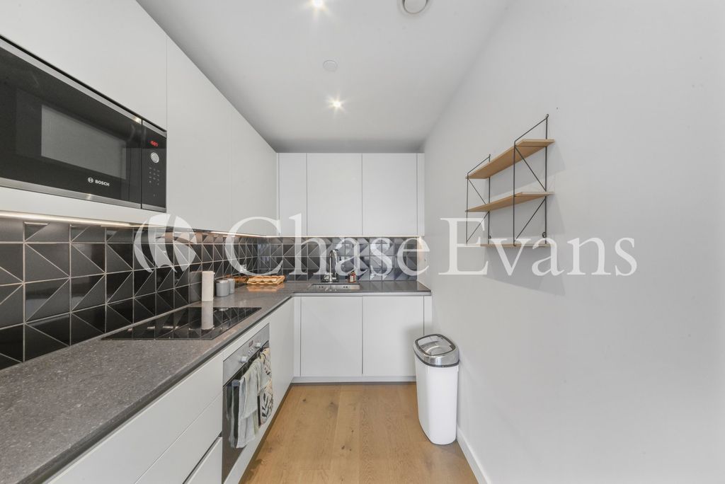 Property photo 2 of 12 Kitchen