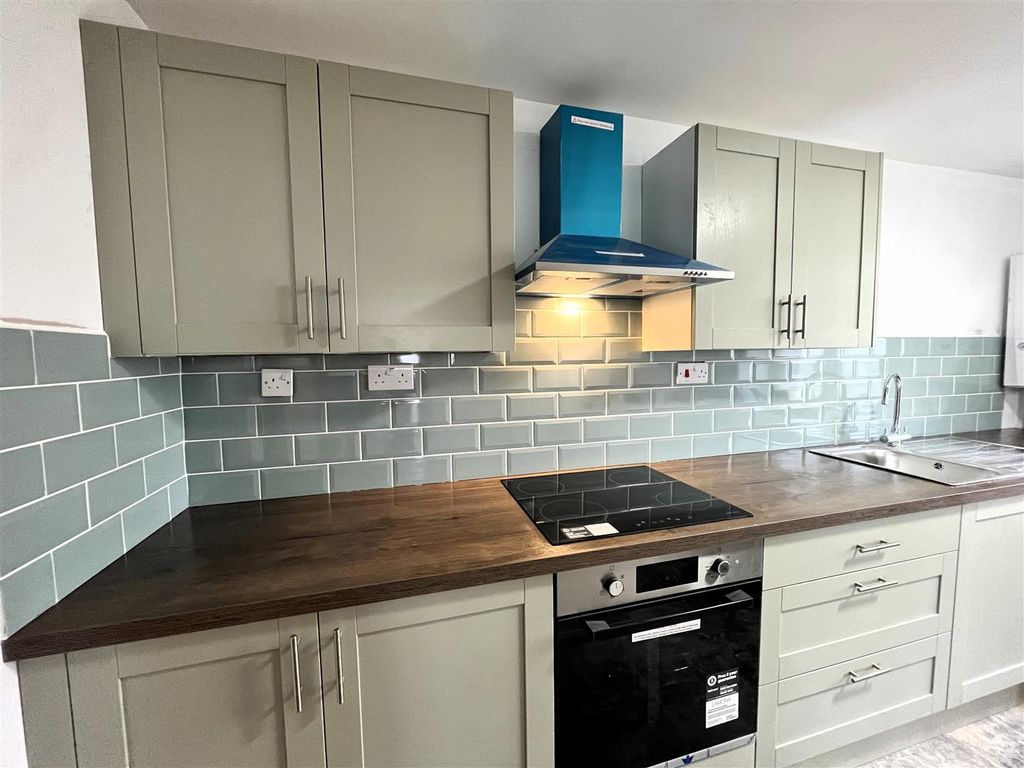 Property photo 2 of 17 Img_7227.Jpg