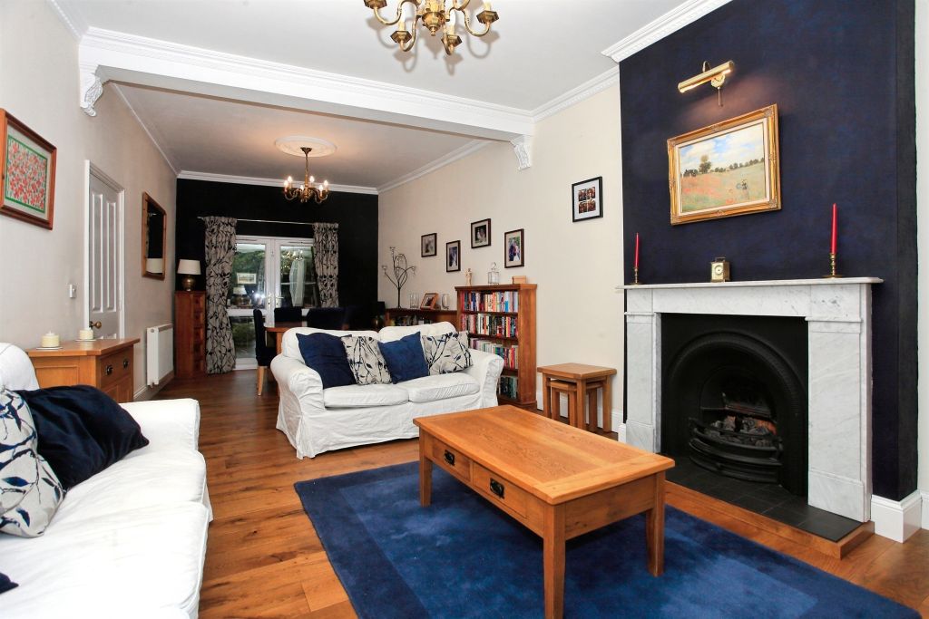 Property photo 2 of 29 Lounge/Diner