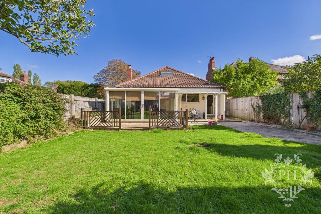 Property photo 2 of 20 Cam02002G0-Pr0196-Still019.Jpg