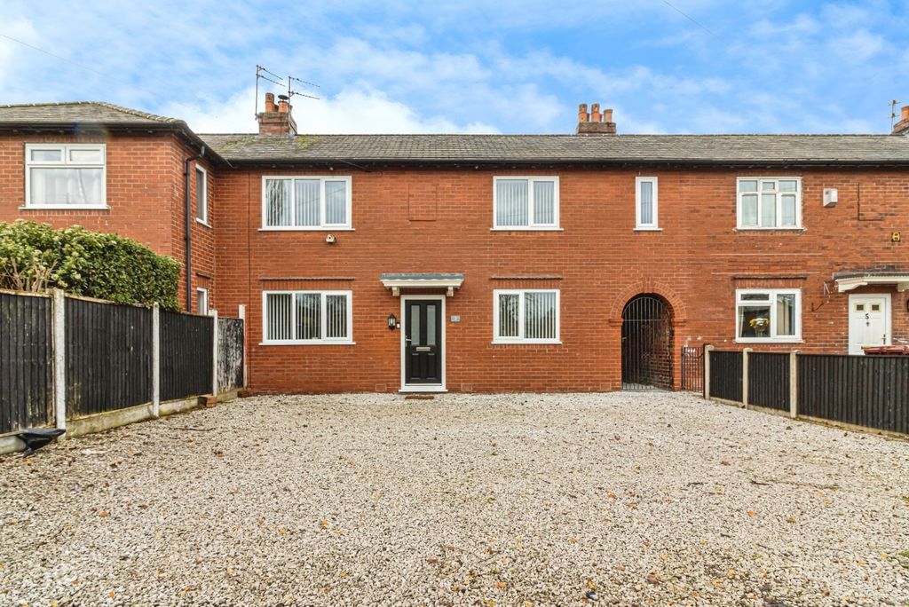 Property photo 1 of 14 Photo