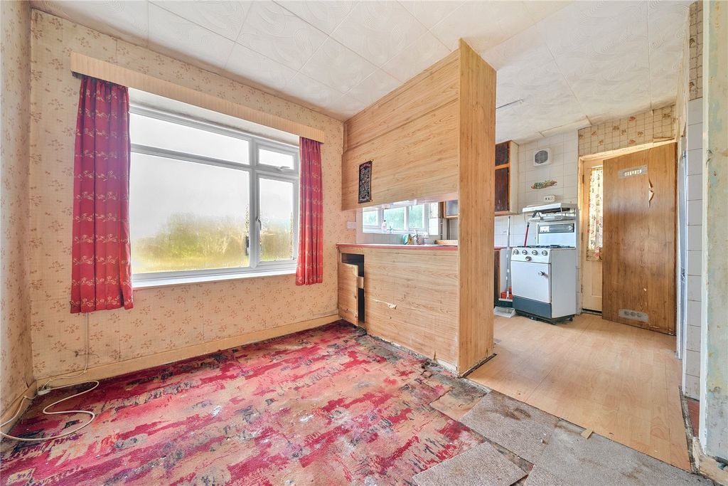 Property photo 3 of 14 Picture No. 10