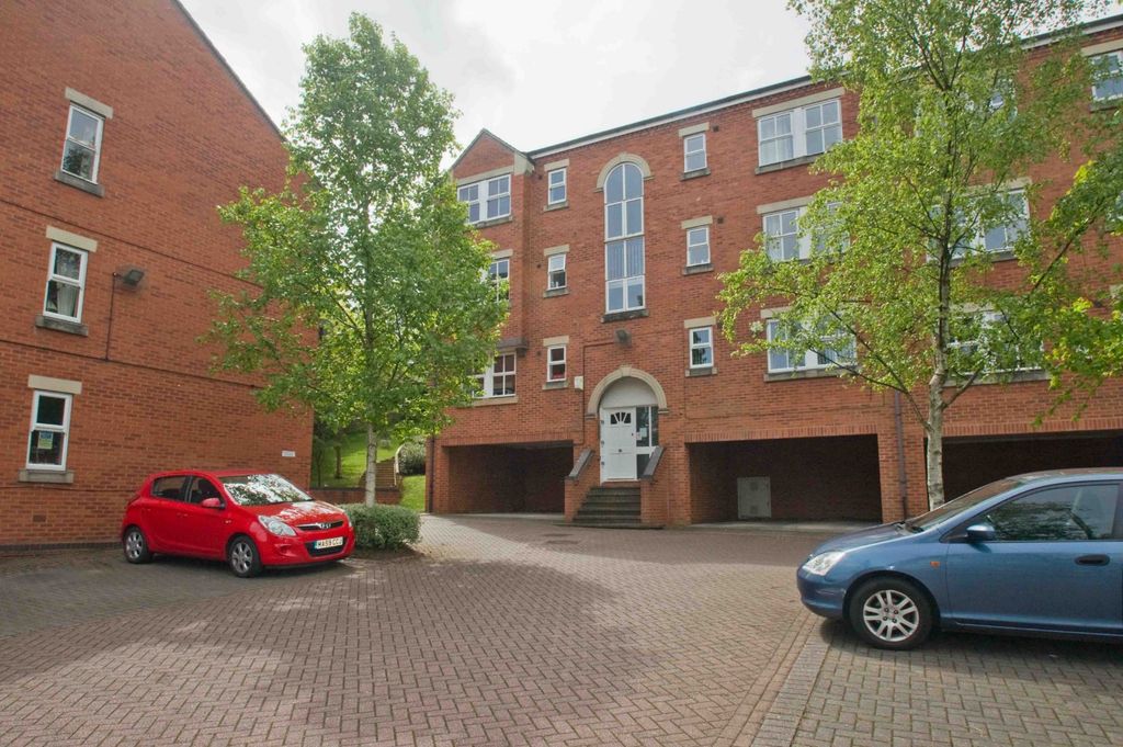 Property photo 2 of 13 Picture No. 22