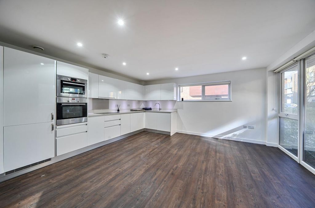 Property photo 3 of 17 Davidson Frost-Wellings, Dfw, Clement Court, Stanm