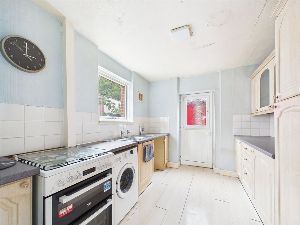 Property photo 3 of 17 Picture No. 39
