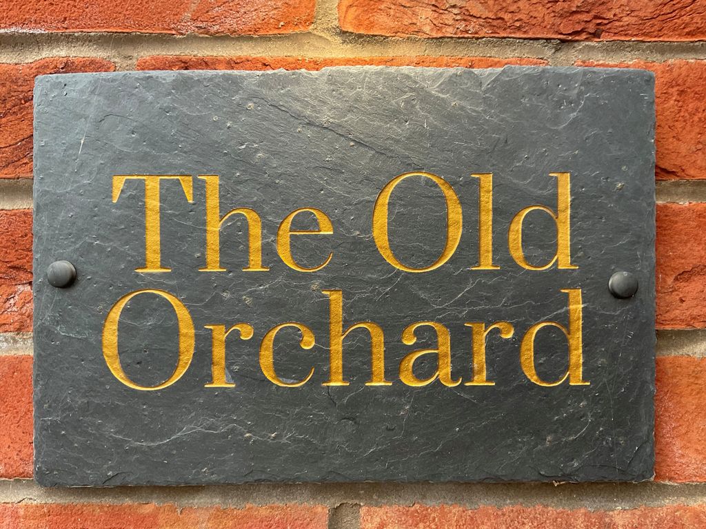 Property photo 2 of 21