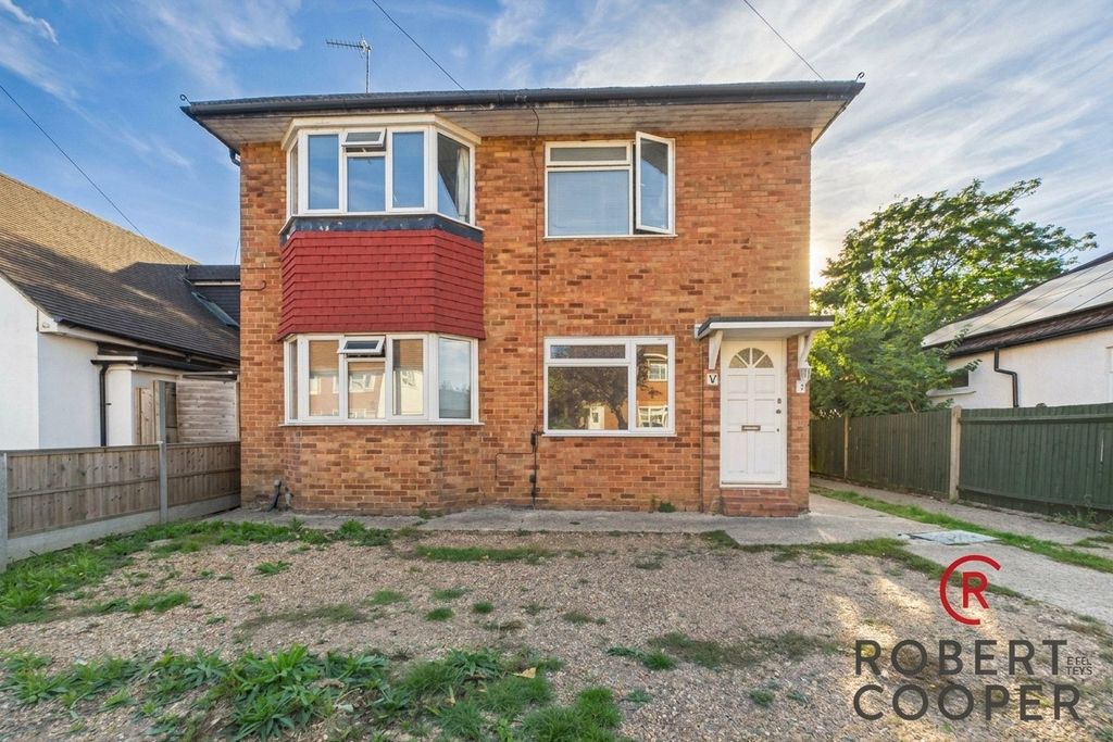 Property photo 1 of 8 Picture No. 17