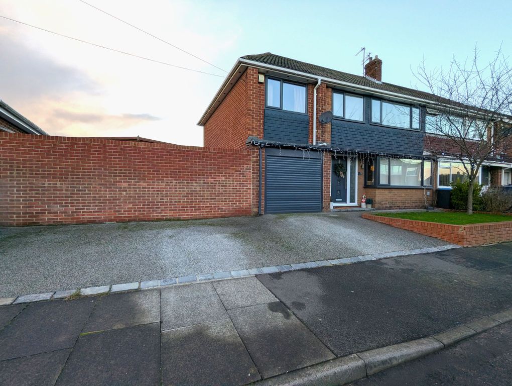 Property photo 1 of 26 Photograph 1