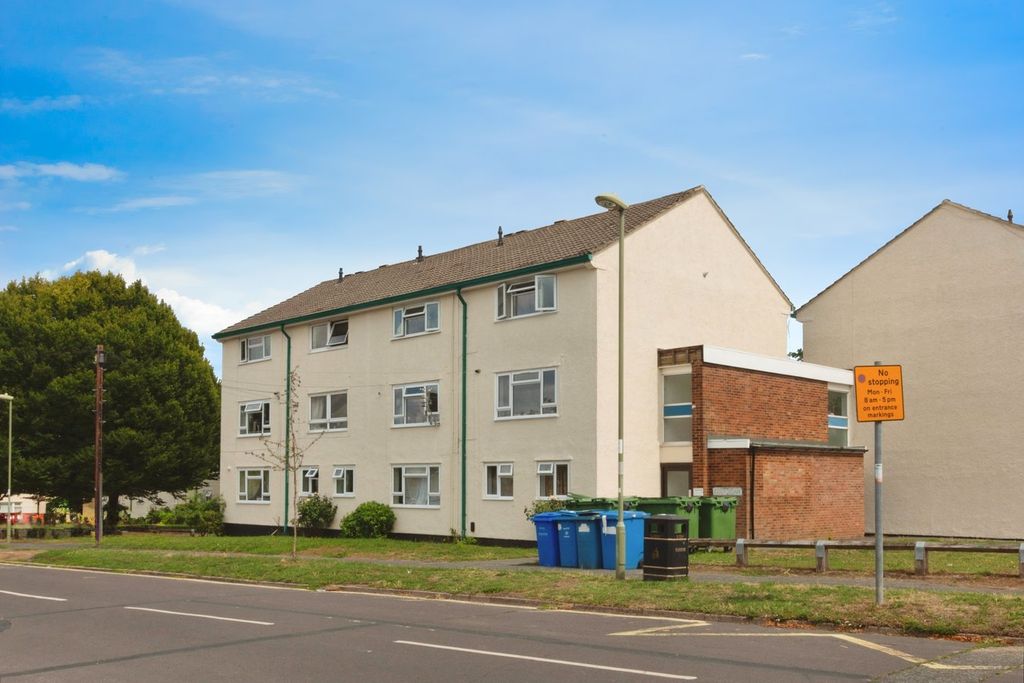 Property photo 1 of 12