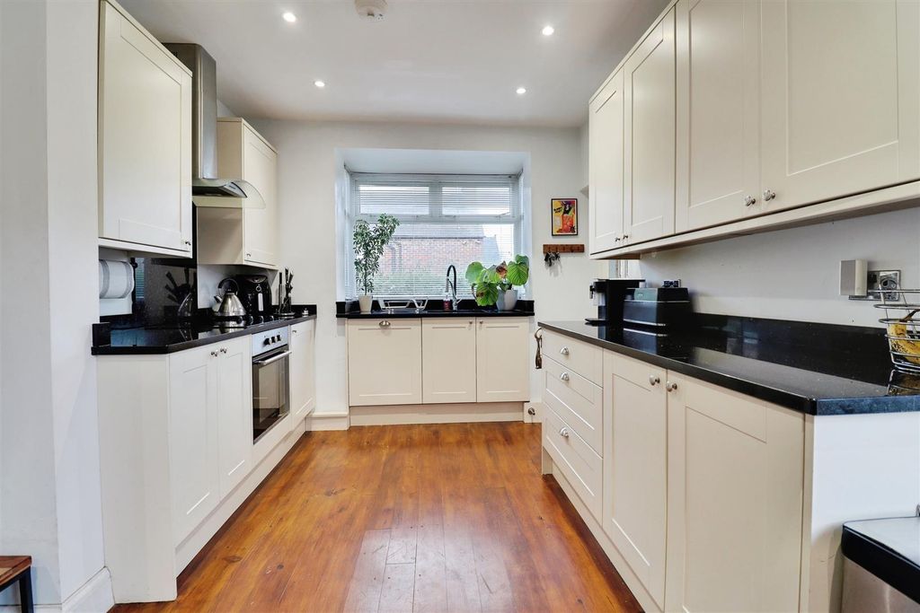 Property photo 2 of 20 B235695c-Img_5724-Img_5726.Jpg