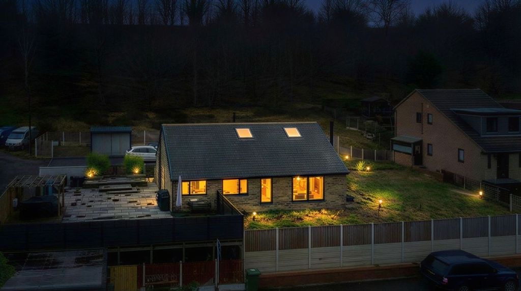 Property photo 3 of 46