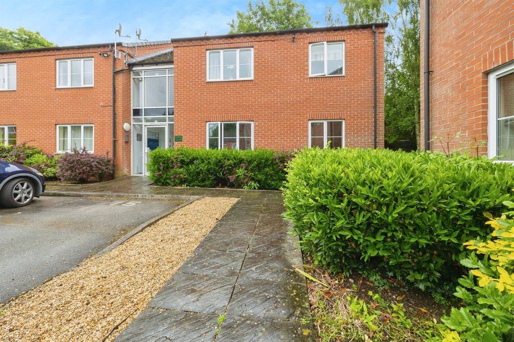 Property photo 2 of 15