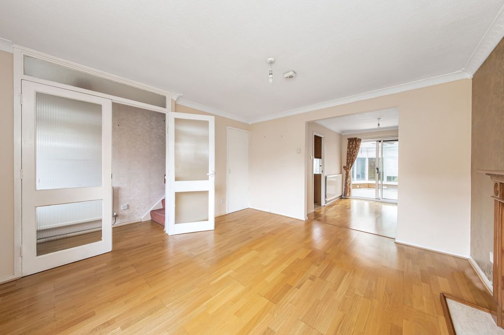 Property photo 3 of 19