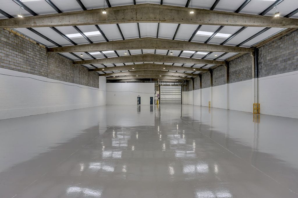 Property photo 3 of 9 Unit 6 - Warehouse