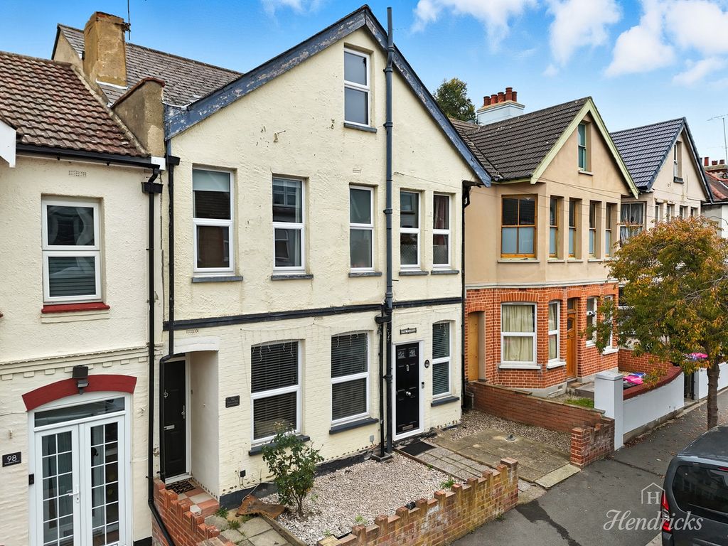 Property photo 1 of 23