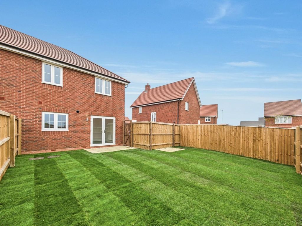 Property photo 2 of 5