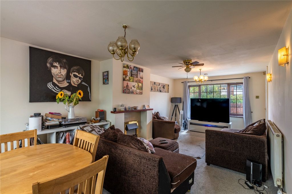 Property photo 3 of 19 Picture No. 03