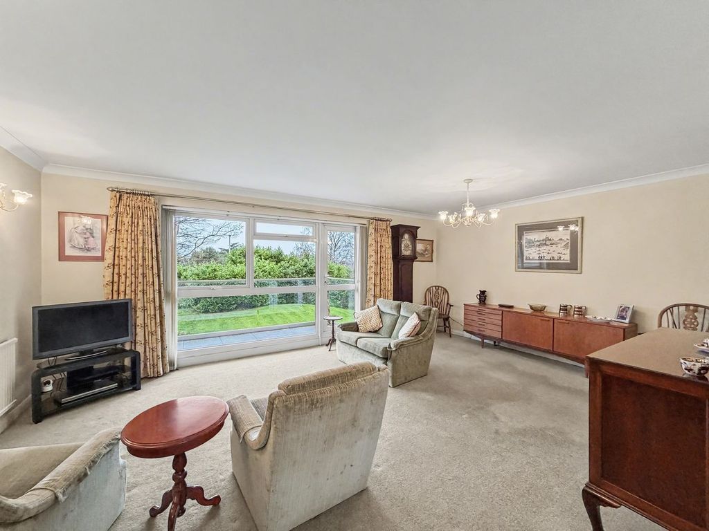 Property photo 3 of 15
