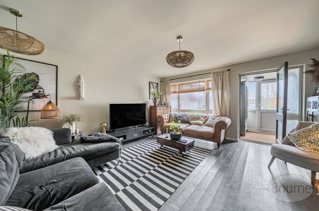 Property photo 3 of 15 59Fad198-36c1-4c3...