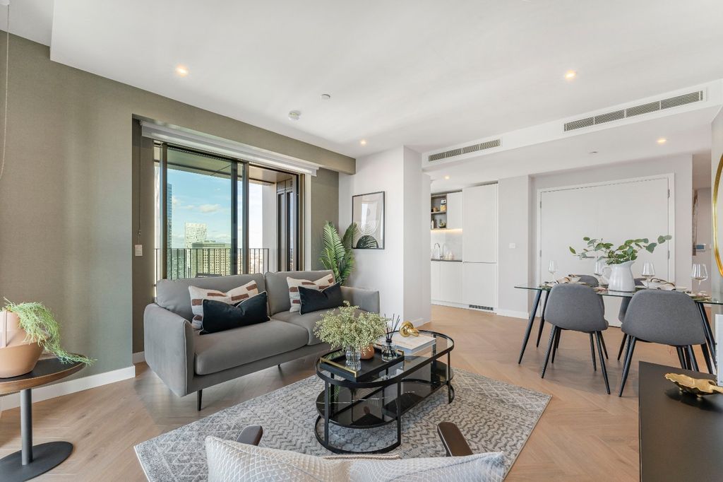 Property photo 2 of 29