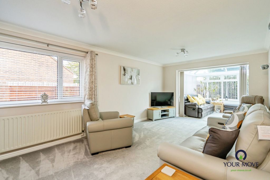 Property photo 3 of 17 Pbox-Img.Jpg