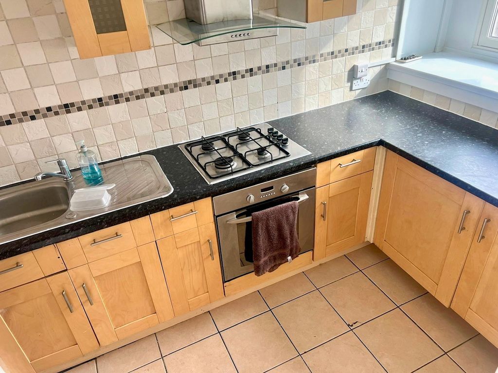 Property photo 2 of 9 View