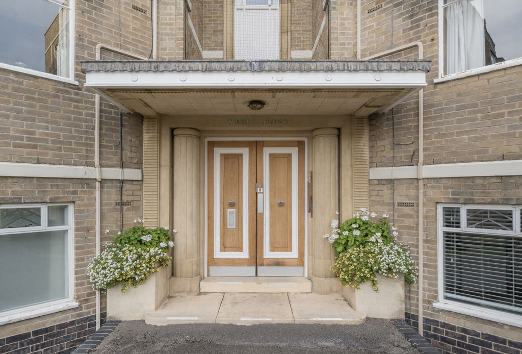 Property photo 1 of 25 1346596-23-68Bb2c...