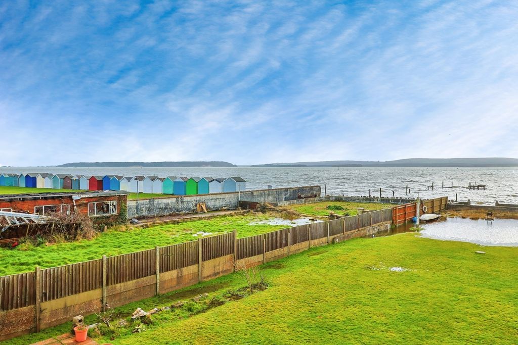 Property photo 2 of 21 Pbox-Img.Jpg