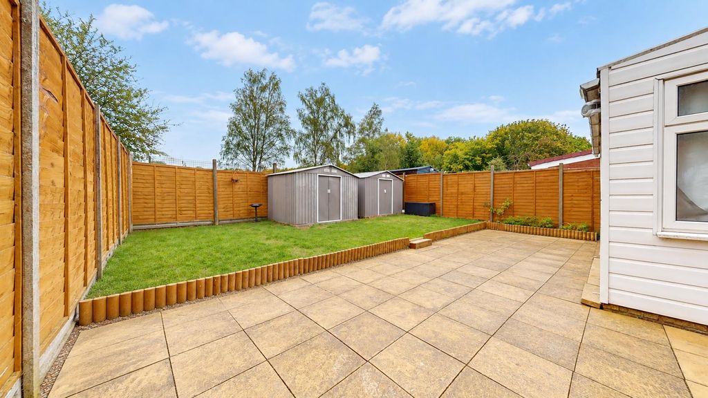 Property photo 2 of 15 G